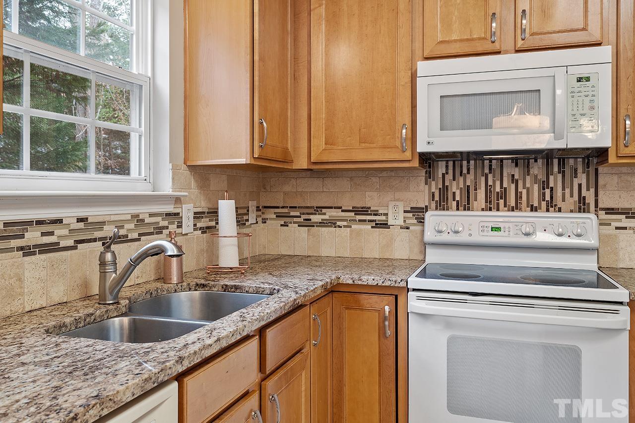 5705 Enoree Lane Raleigh, NC 27616 - Photo 6 of 30 Gallery Image 6