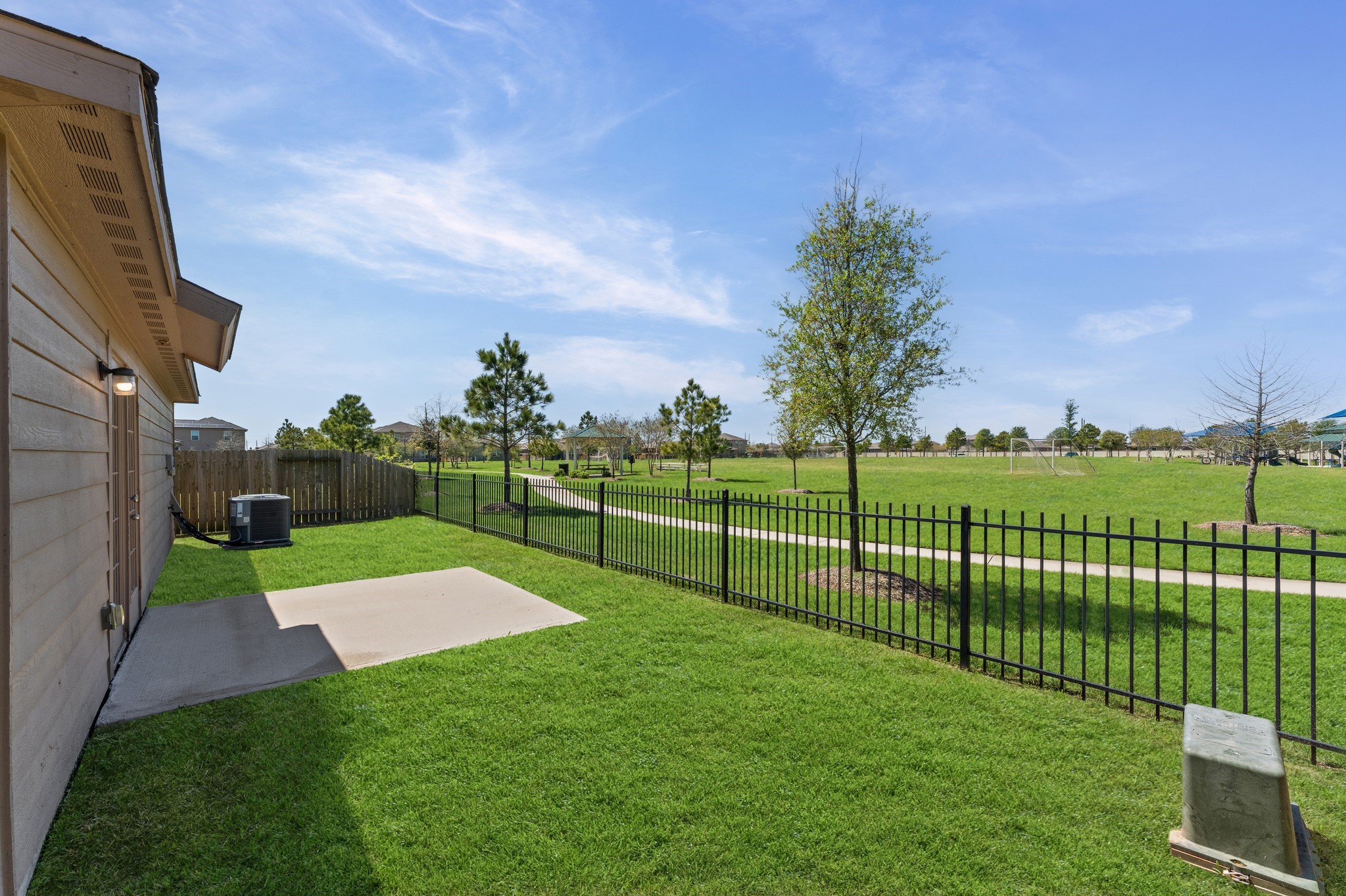 1062 Mule Ridge Drive Katy, TX 77493 - Photo 10 of 11