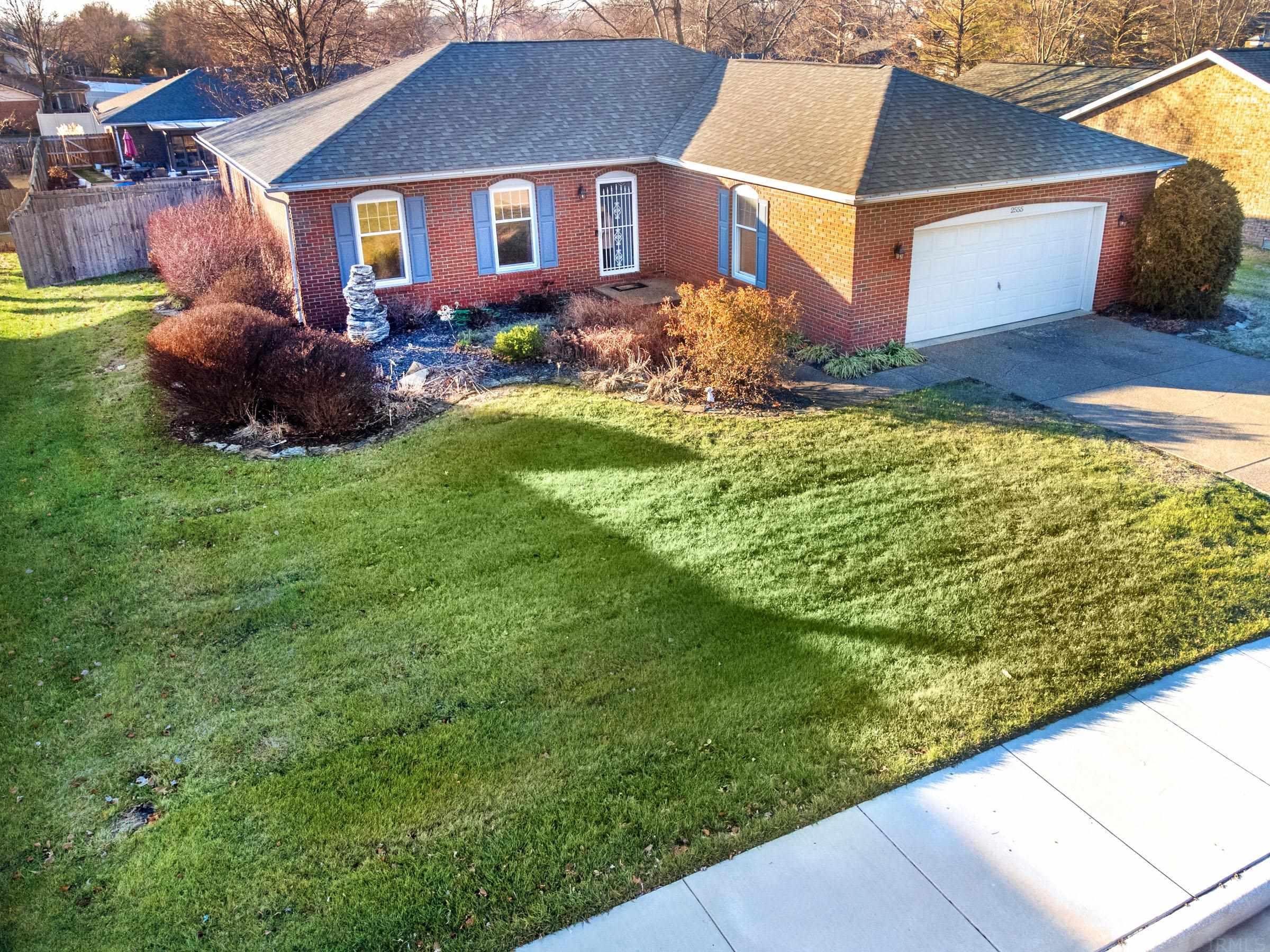 2555 Bell Road Newburgh, IN 47630 - Photo 3 of 32