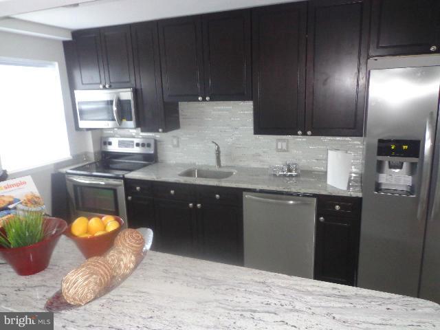 1557 Langford Road Baltimore, MD 21207 - Photo 6 of 19 Kitchen