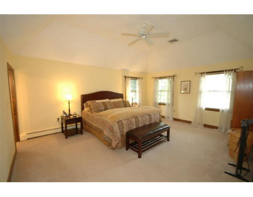 4 Wescott Road Andover, MA 01810 - Photo 16 of 25 Gallery Image 16