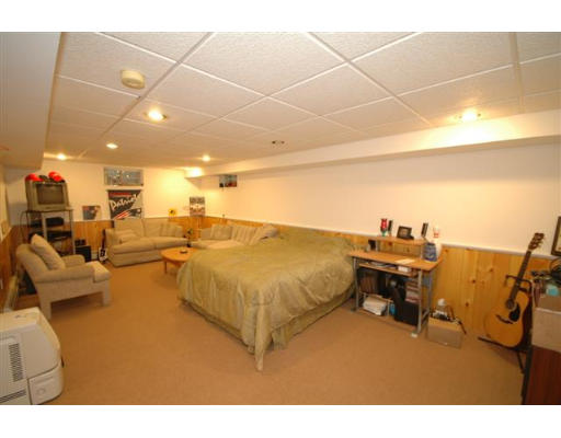 4 Wescott Road Andover, MA 01810 - Photo 20 of 25 Gallery Image 20