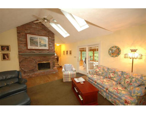 4 Wescott Road Andover, MA 01810 - Photo 4 of 25 Gallery Image 4