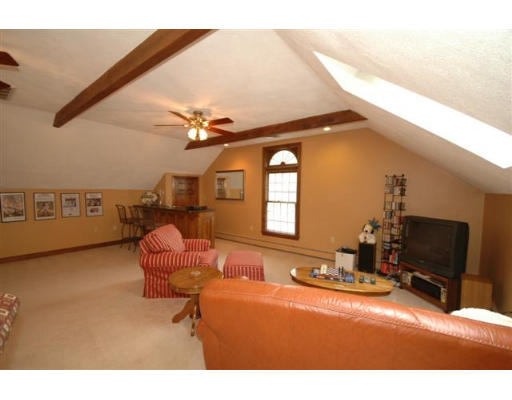 4 Wescott Road Andover, MA 01810 - Photo 10 of 25 Gallery Image 10