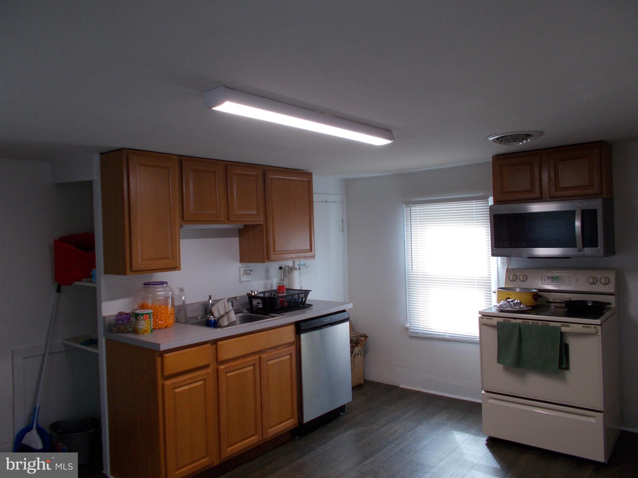 1381 Rising Sun Road Camden Wyoming, DE 19934 - Photo 6 of 14 Second Floor Apt Kitchen