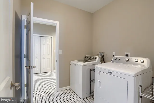 $379,900 | 4503 Hillside Court, Harrisburg, PA 17110