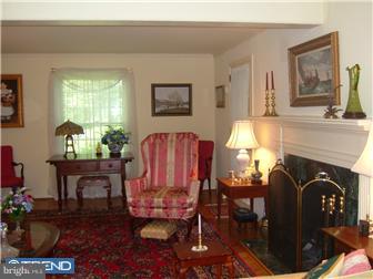 732 Northbrook Road Kennett Square, PA 19348 - Photo 11 of 12 Living Room