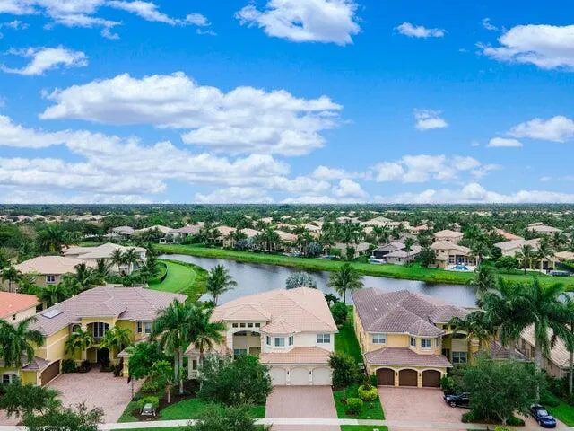 $8,000 | 11812 Windmill Lake Drive, Boynton Beach, FL 33473