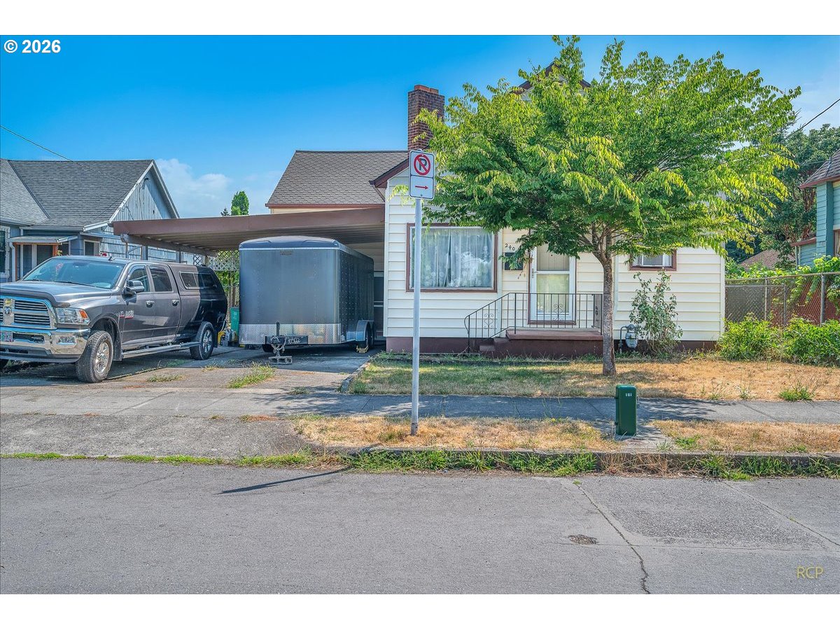 240 Northeast 80th Avenue Portland, OR 97213 - Photo 21 of 25 a backyard of a house with barbeque oven