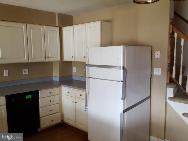 8355 Kavanagh Road Baltimore, MD 21222 - Photo 6 of 14 Interior (General)