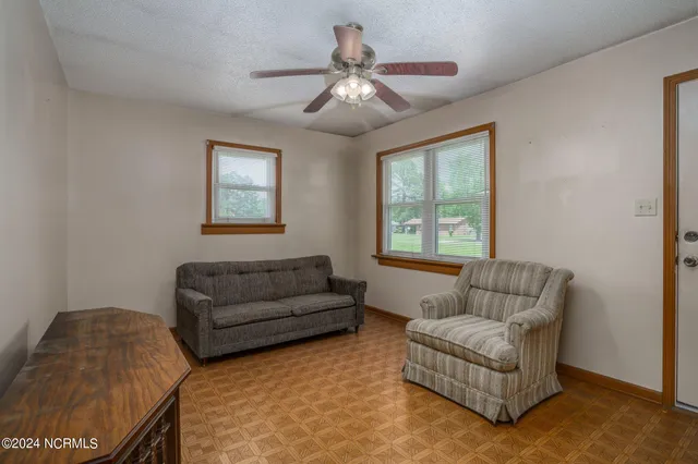 $75,000 | 9932 Straight Gate Road, Whitakers, NC 27891