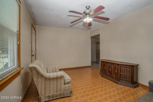 $75,000 | 9932 Straight Gate Road, Whitakers, NC 27891