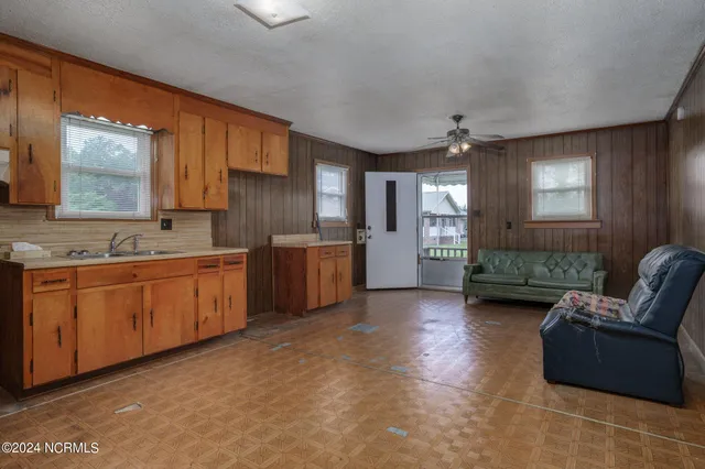 $75,000 | 9932 Straight Gate Road, Whitakers, NC 27891