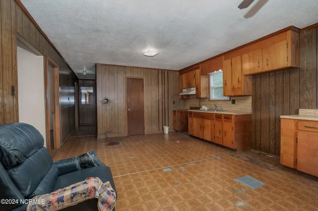 $75,000 | 9932 Straight Gate Road, Whitakers, NC 27891