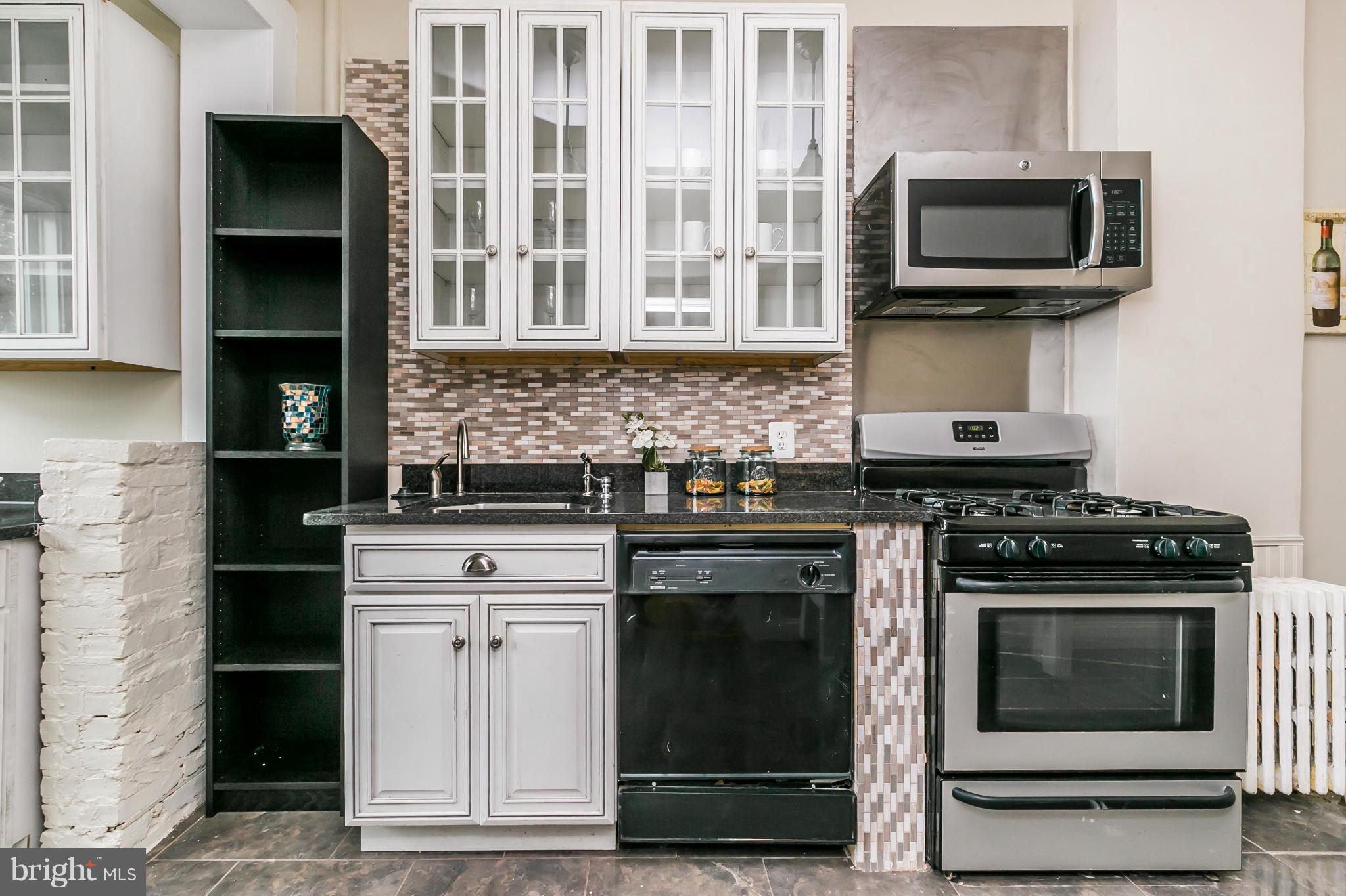 4208 Falls Road Baltimore, MD 21211 - Photo 13 of 28 Kitchen