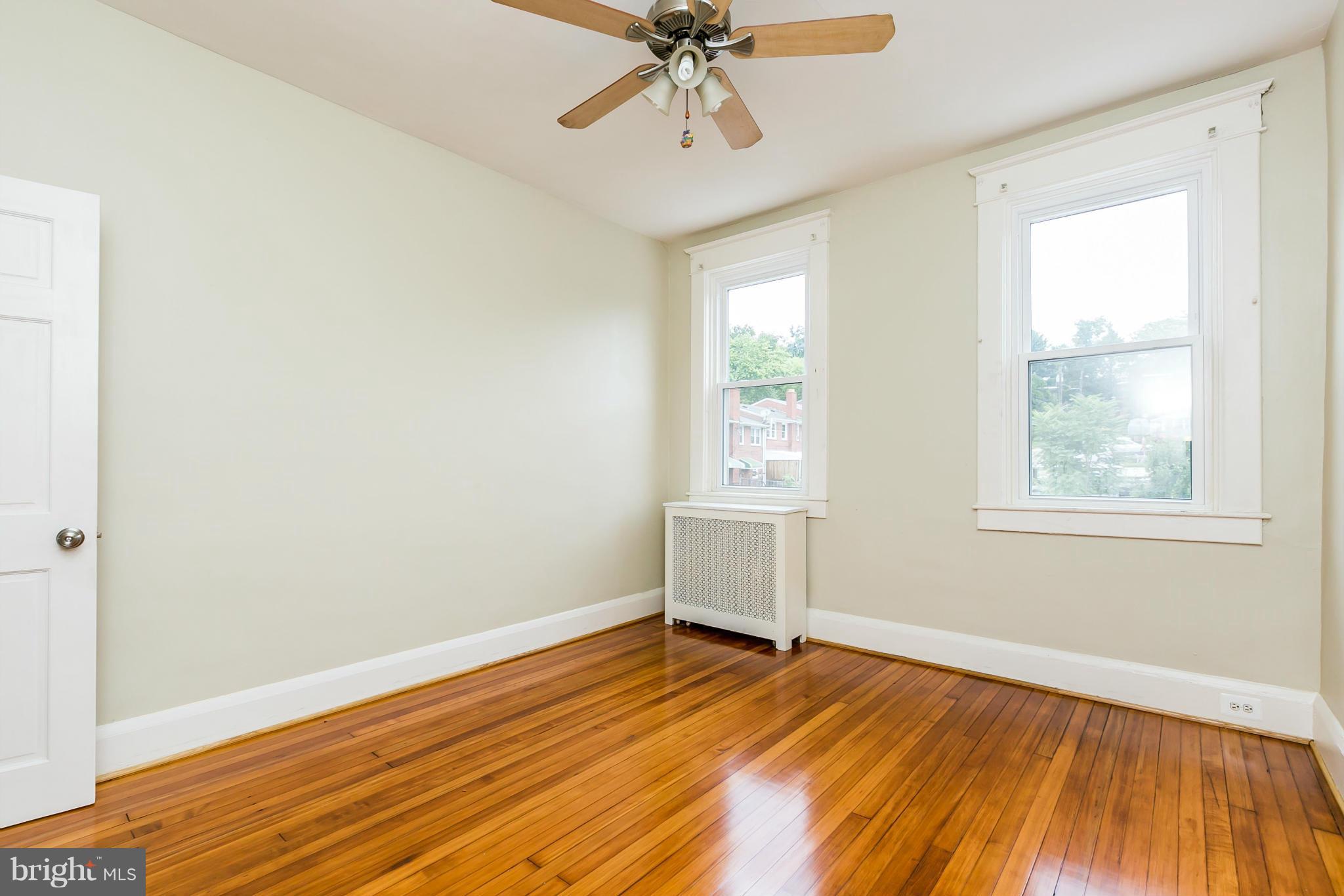 4208 Falls Road Baltimore, MD 21211 - Photo 19 of 28 Bedroom
