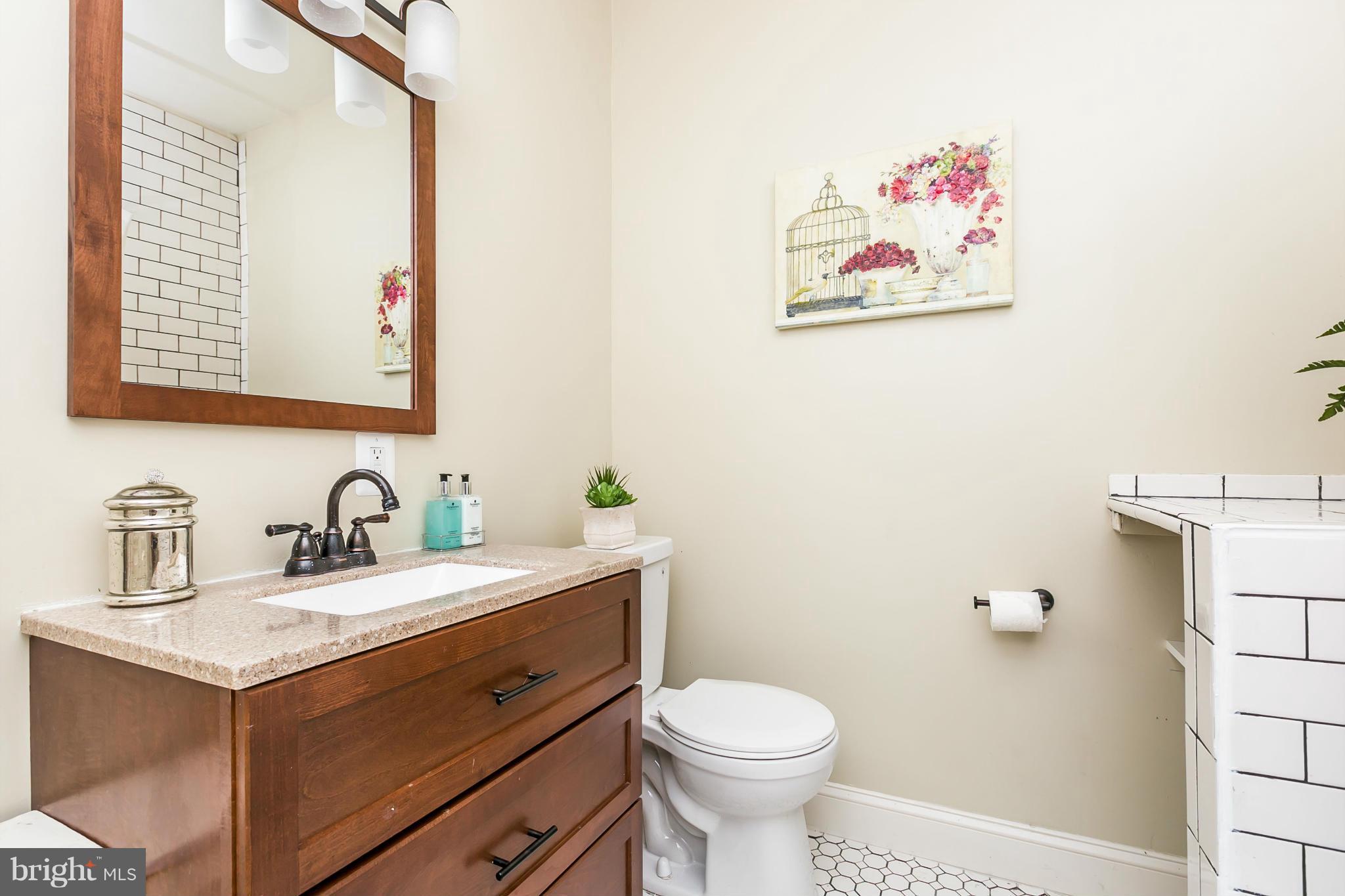4208 Falls Road Baltimore, MD 21211 - Photo 24 of 28 Bath