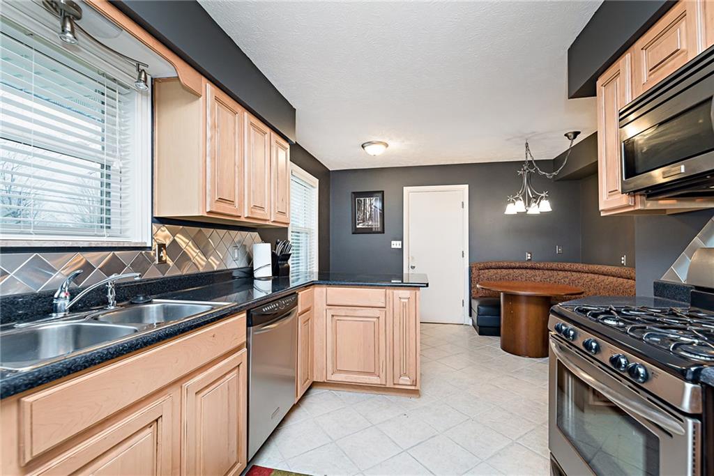 3523 Hawthorne Road Anderson, IN 46011 - Photo 10 of 21 Gallery Image 10