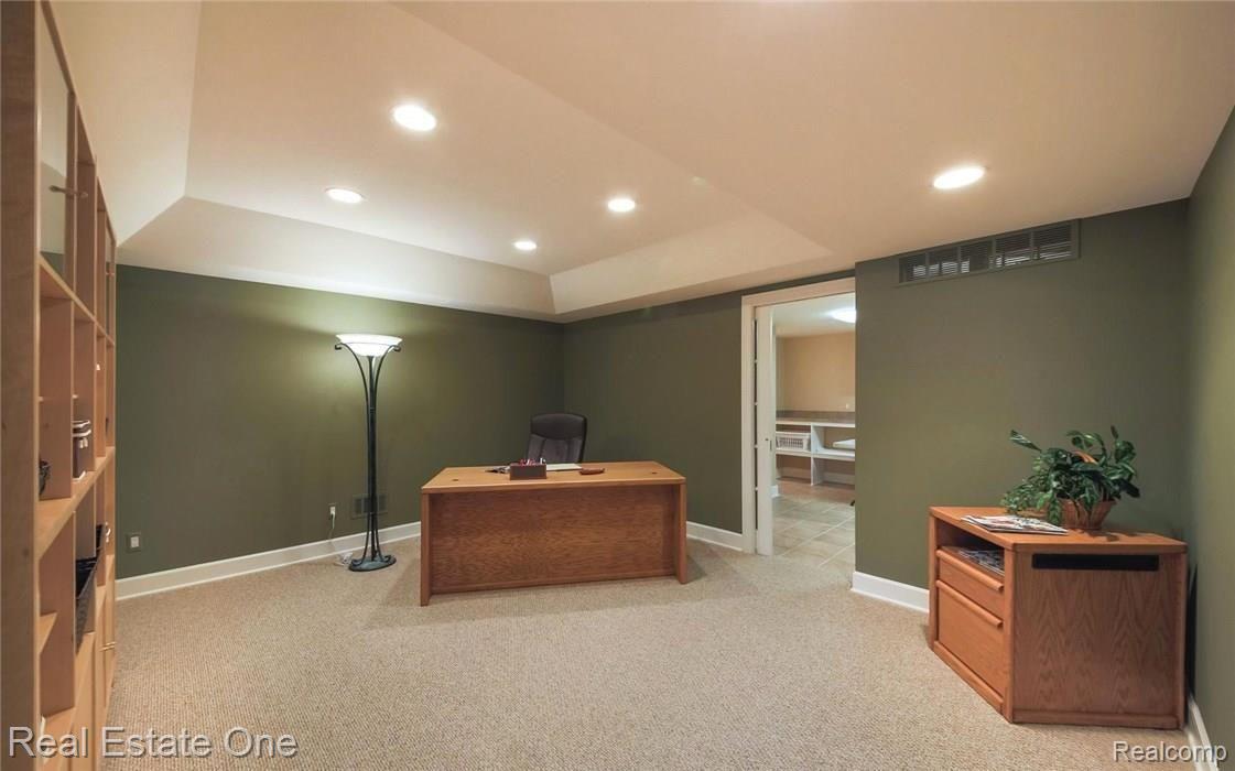 41105 Coventry Road Novi, MI 48375 - Photo 29 of 38 29Coventry.jpg