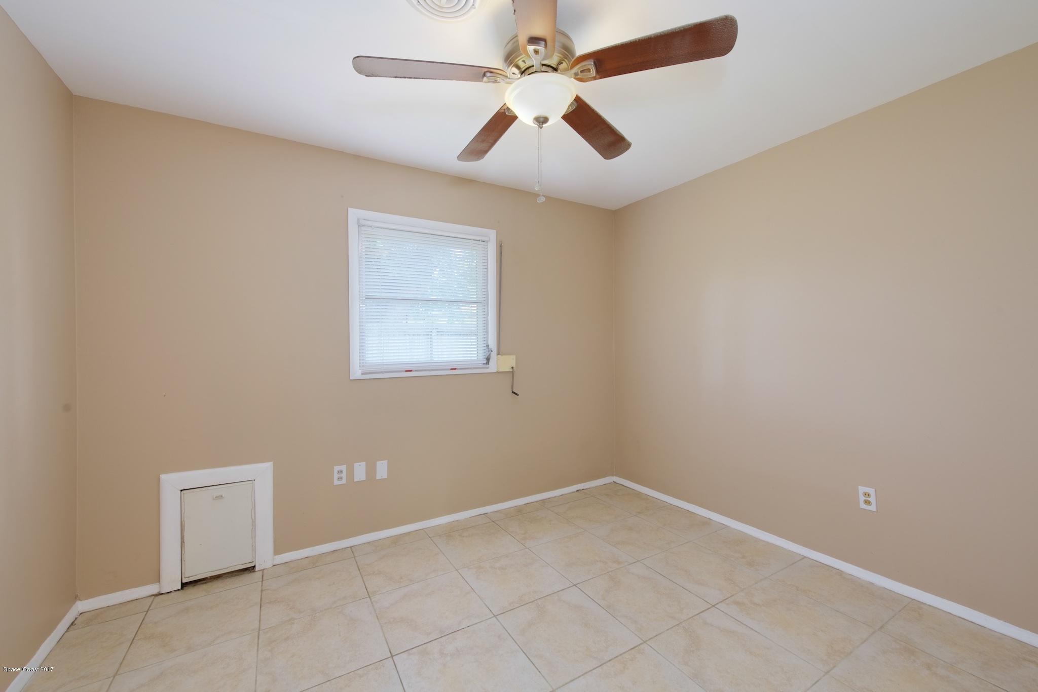 2482 King Richard Road Melbourne, FL 32935 - Photo 12 of 15 TAY_5300