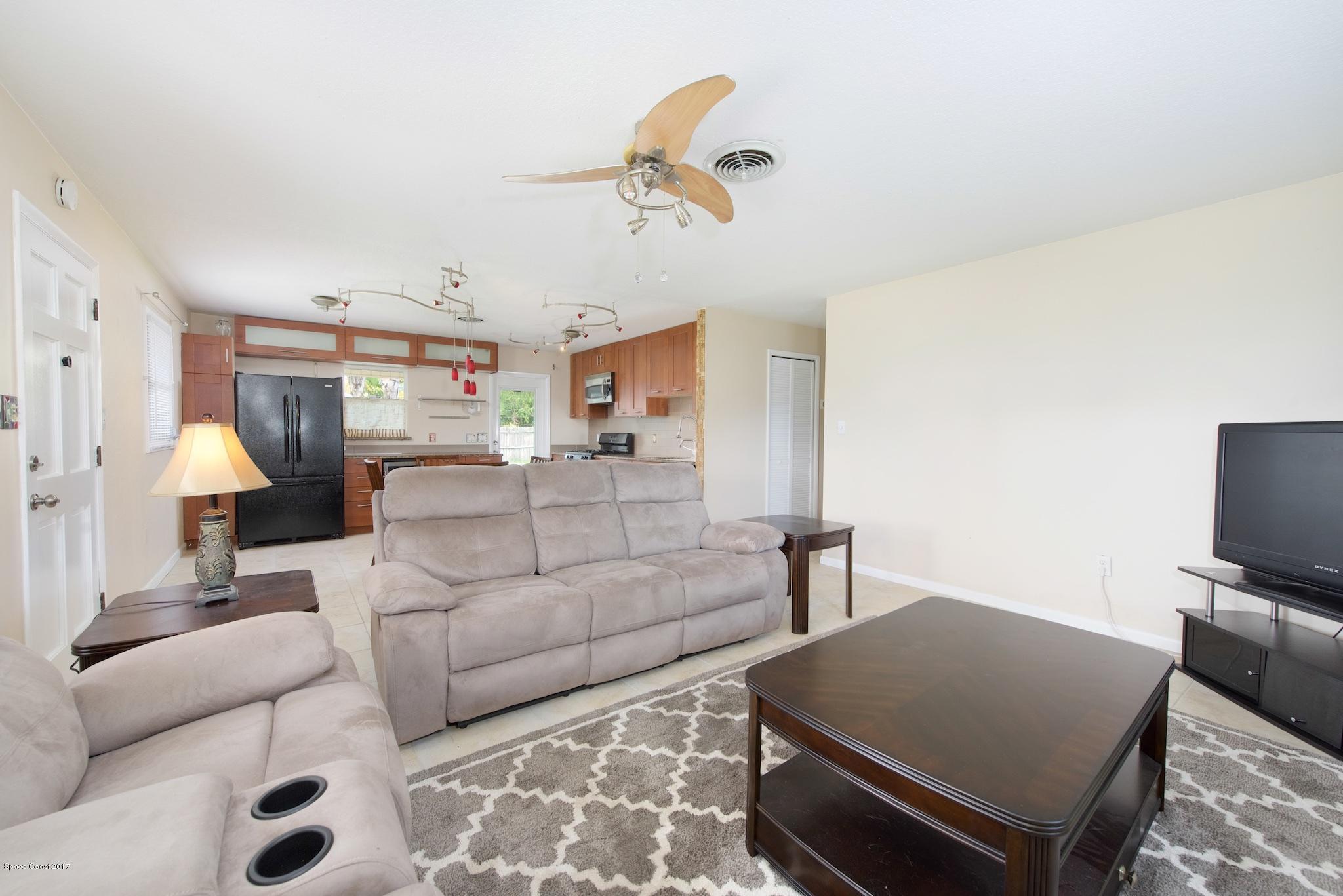2482 King Richard Road Melbourne, FL 32935 - Photo 5 of 15 TAY_5334