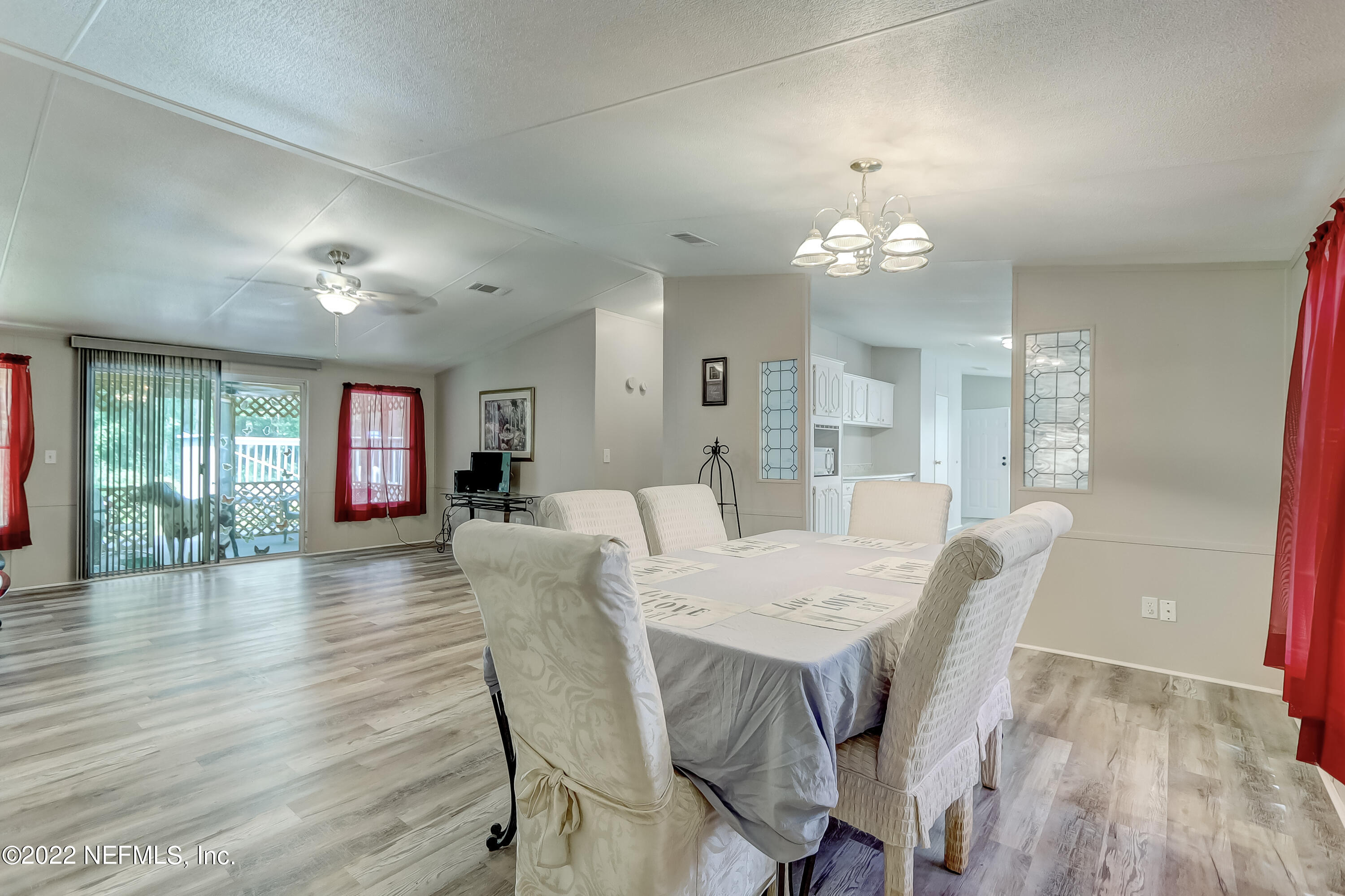 541035 Lem Turner Road Callahan, FL 32011 - Photo 15 of 40 Dining