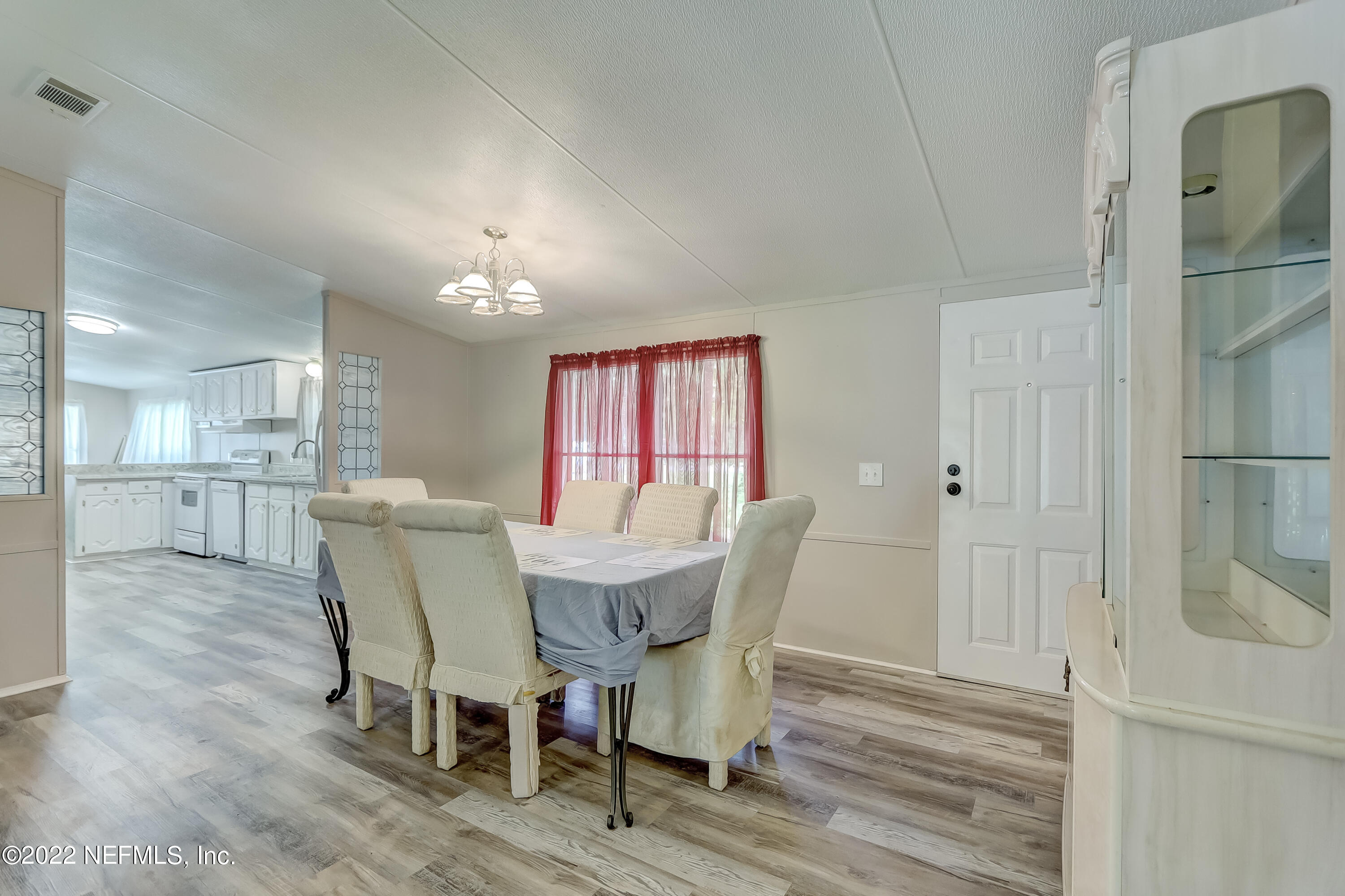 541035 Lem Turner Road Callahan, FL 32011 - Photo 16 of 40 Dining