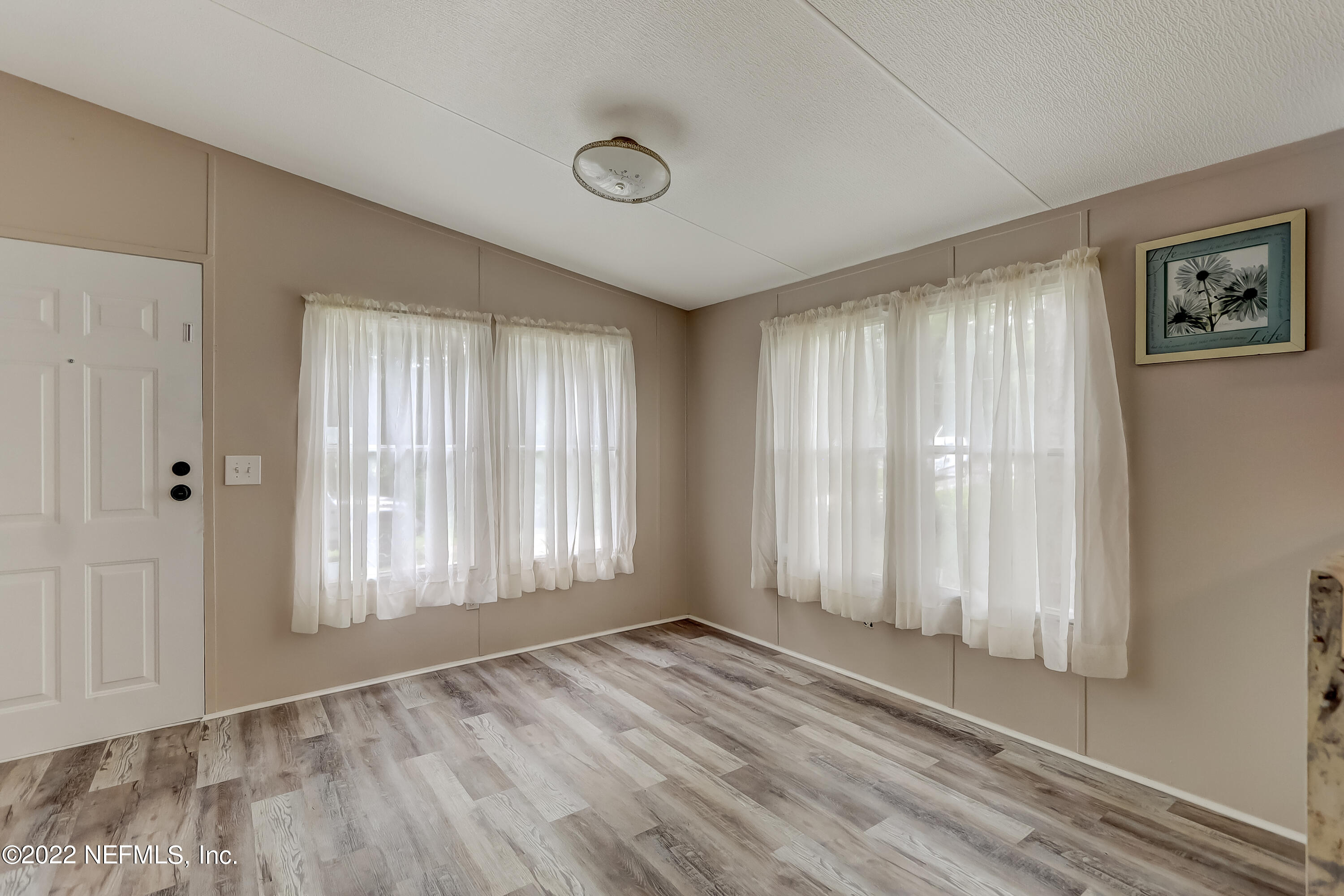541035 Lem Turner Road Callahan, FL 32011 - Photo 2 of 40 Breakfast nook