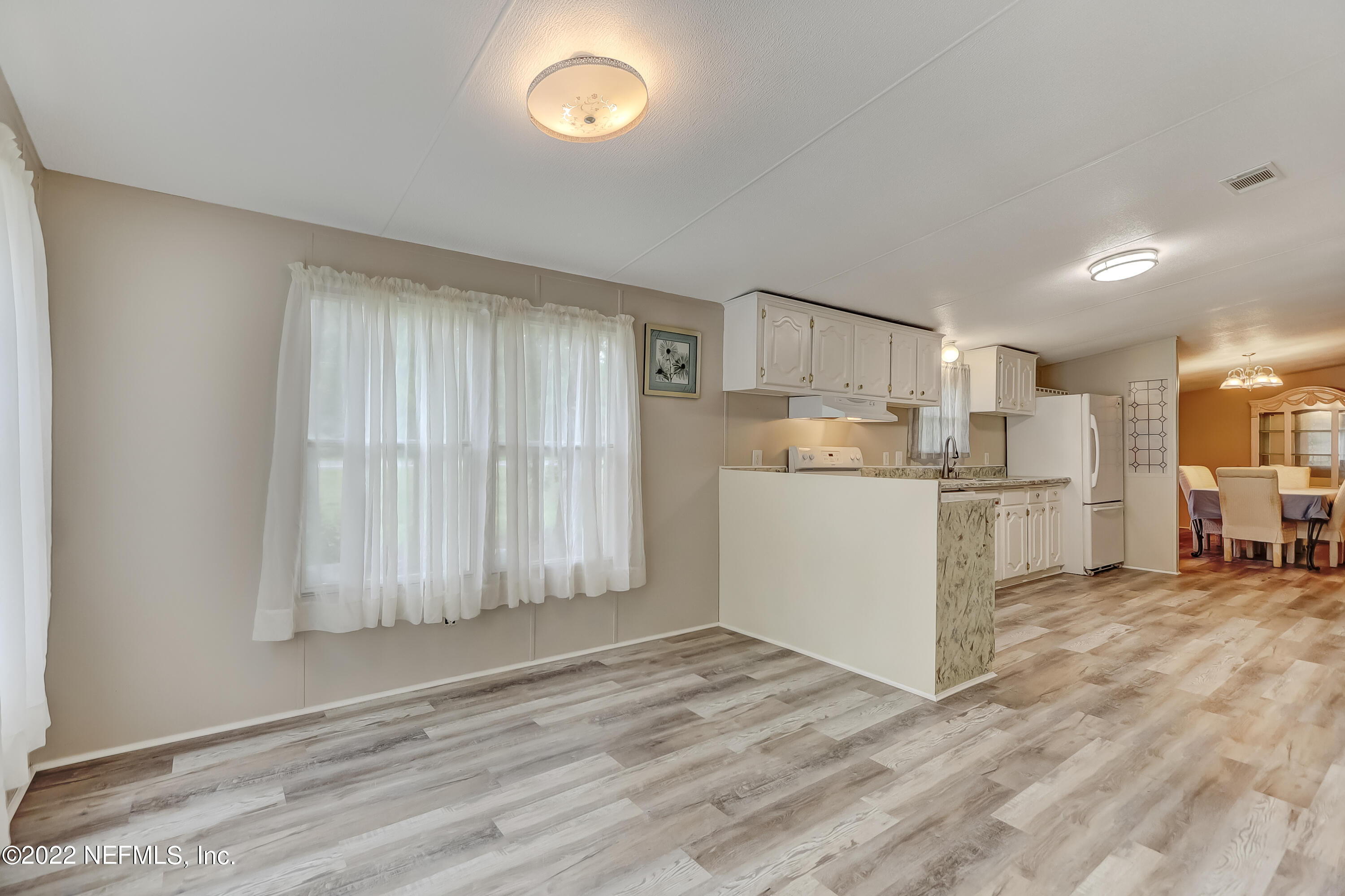 541035 Lem Turner Road Callahan, FL 32011 - Photo 5 of 40 Breakfast nook