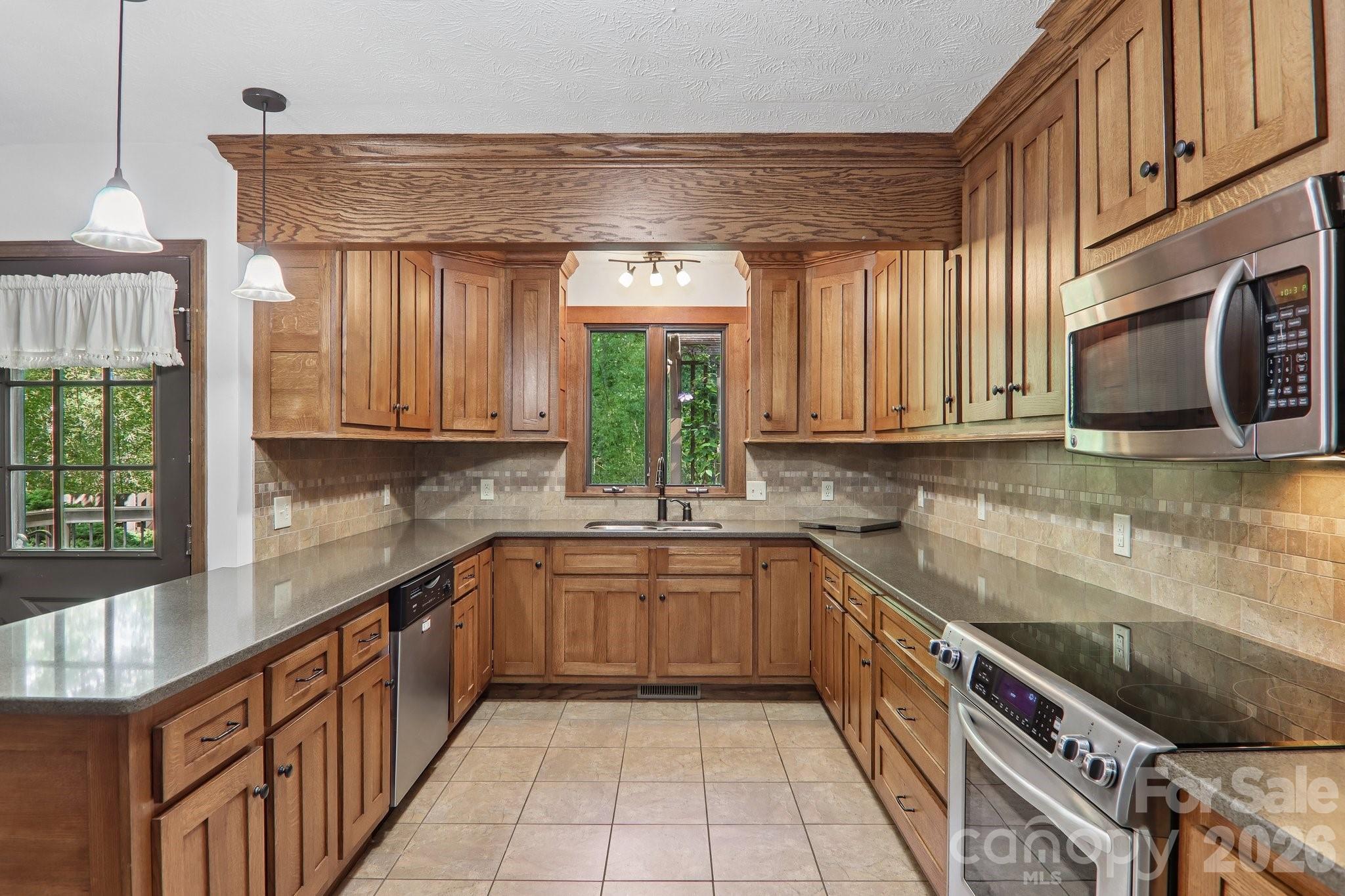 1952 Davis Mountain Road Hendersonville, NC 28739 - Photo 9 of 44
