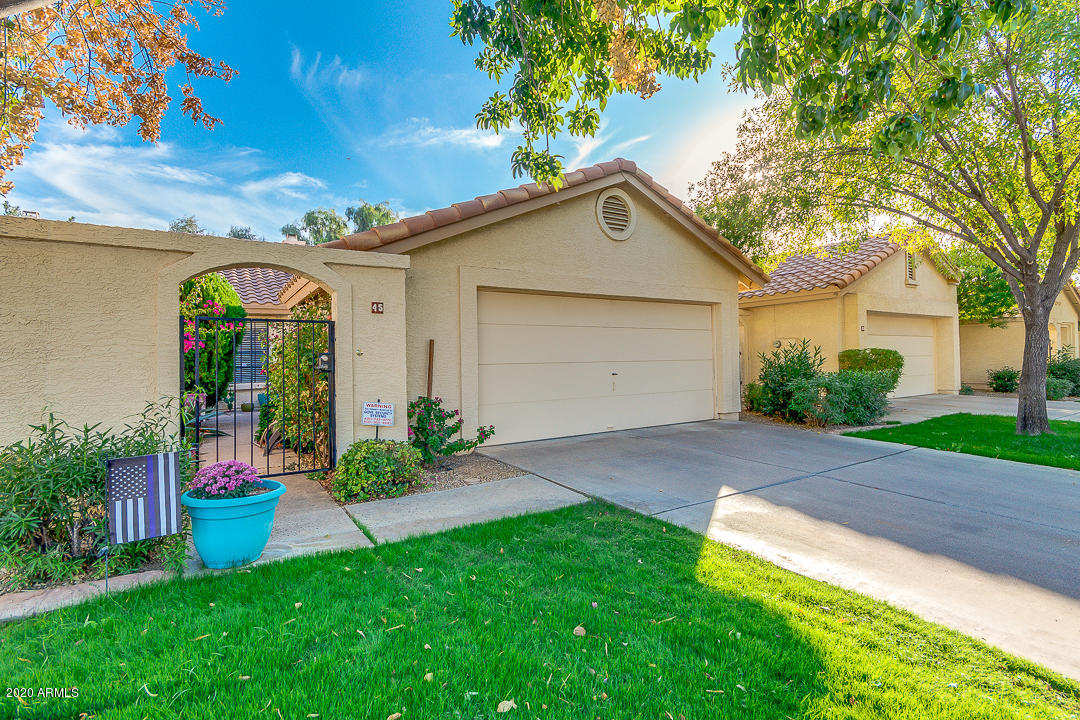 45 West Ranch Road Tempe, AZ 85284 - Photo 3 of 37 Front Yards Maintined by HOA