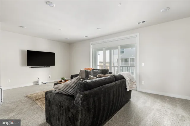 $749,999 | 20835 Owenmore Terrace, Sterling, VA 20166