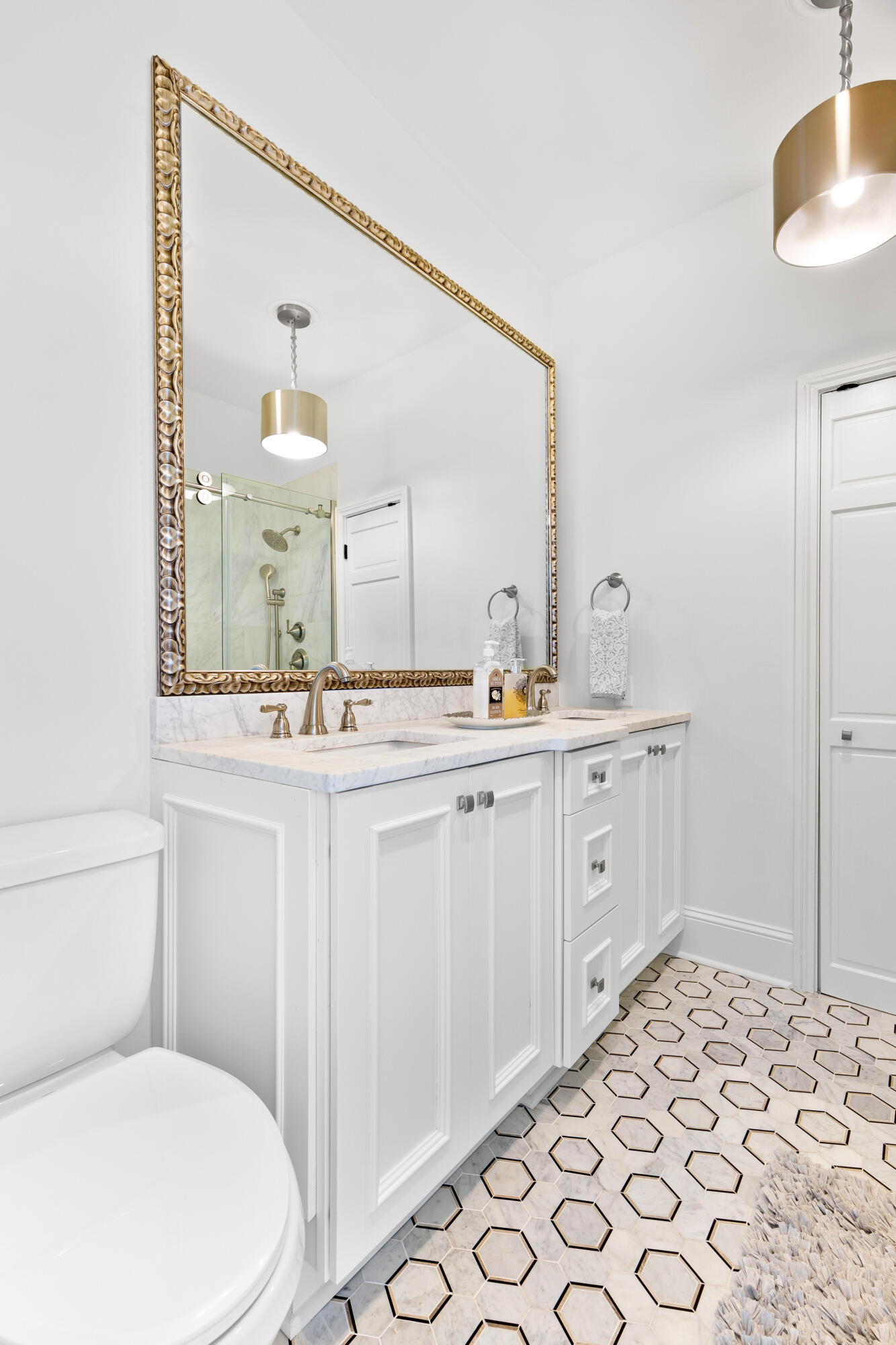 9 Savage Street Charleston, SC 29401 - Photo 36 of 66 9SavageStret-KeenEyeMarketing-036
