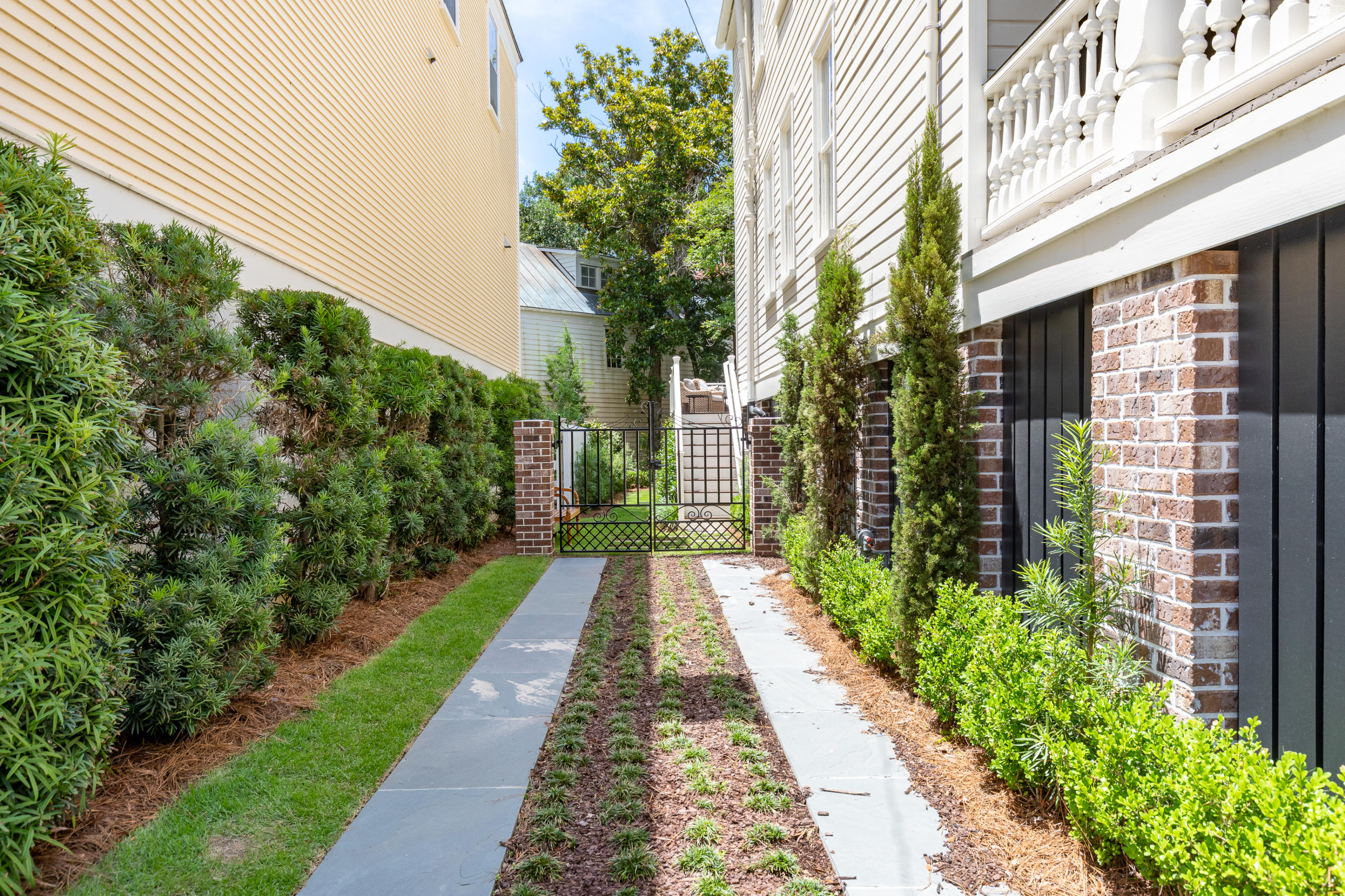 9 Savage Street Charleston, SC 29401 - Photo 61 of 66 9SavageStret-KeenEyeMarketing-061