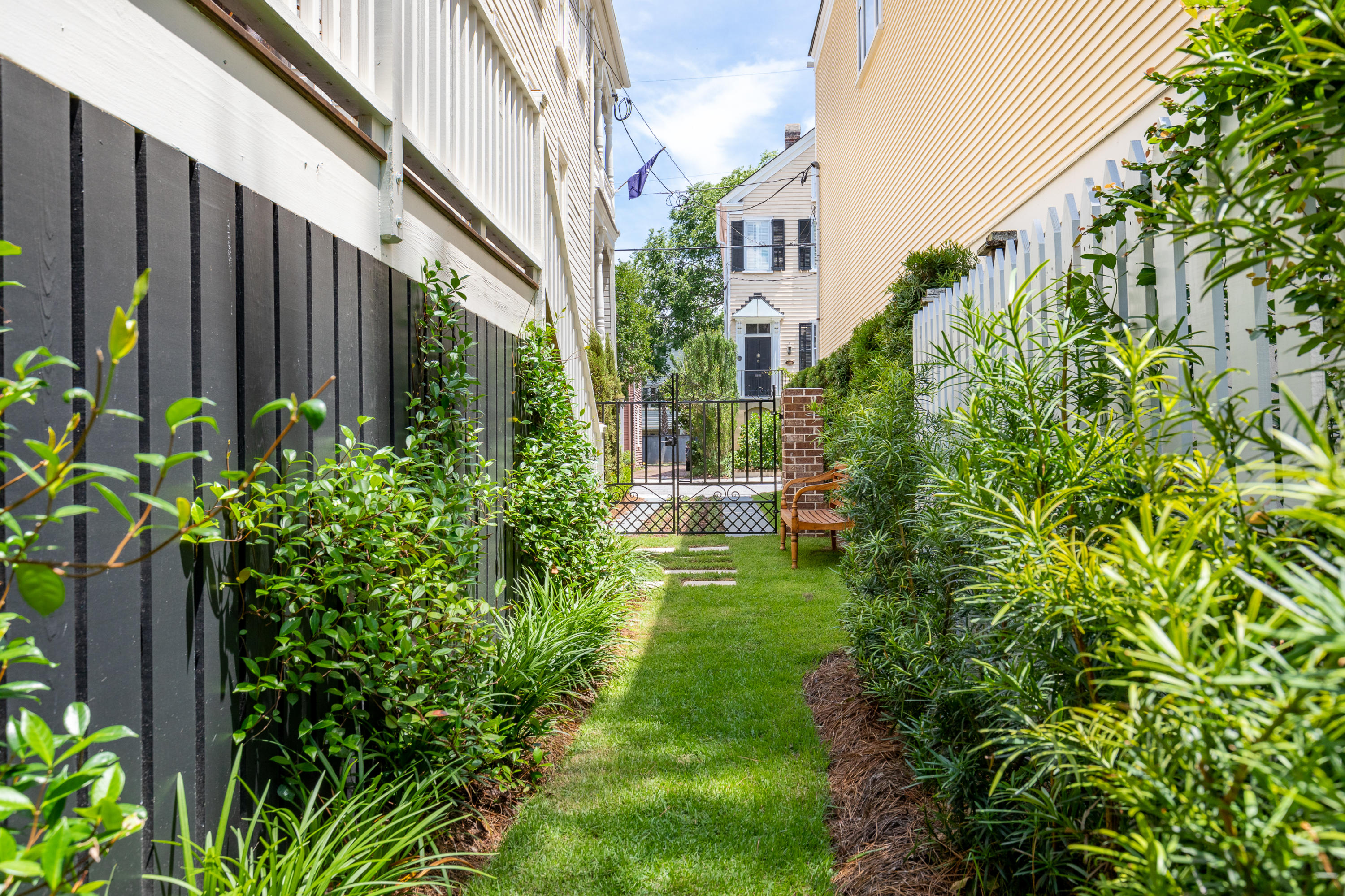9 Savage Street Charleston, SC 29401 - Photo 64 of 66 9SavageStret-KeenEyeMarketing-064