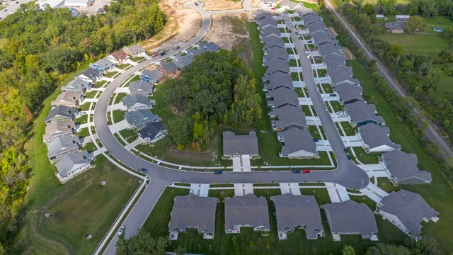 $439,900 | 12718 Creekside Drive, Cedar Lake, IN 46303