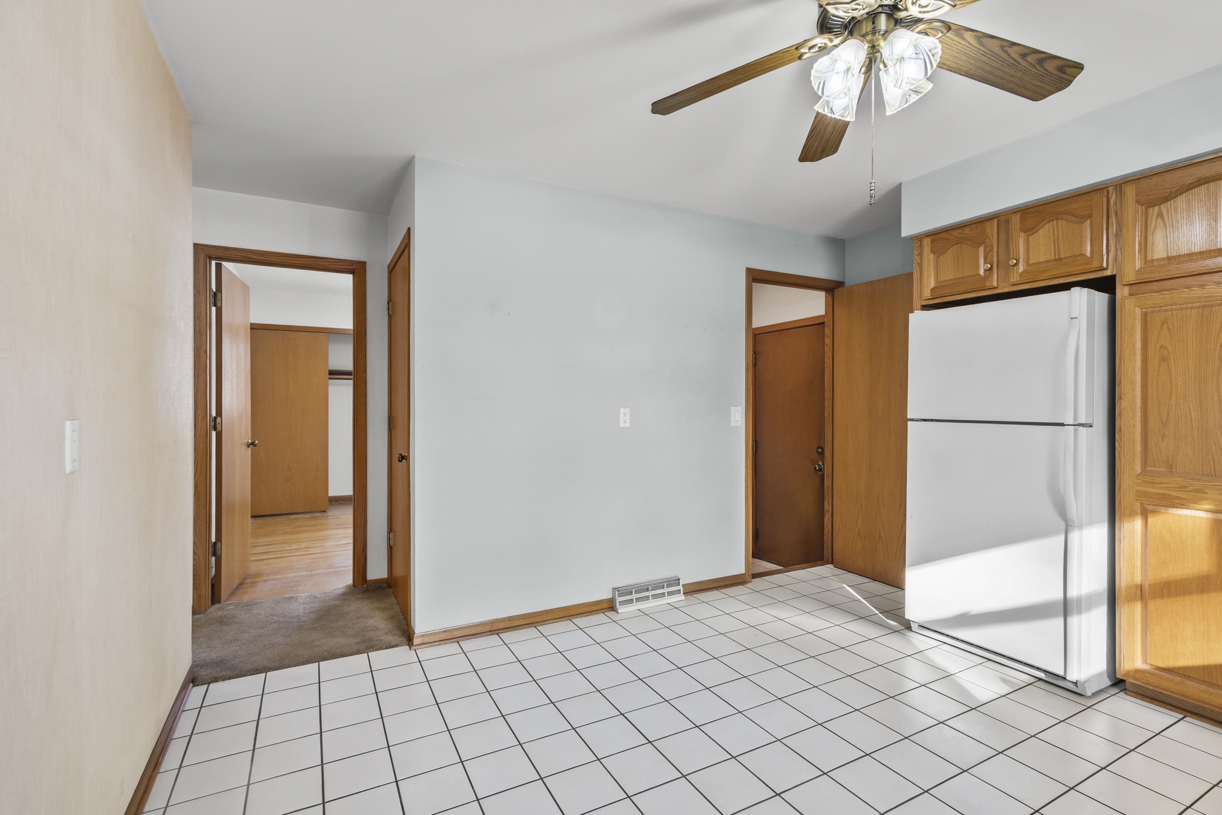 4610 Starker Avenue Madison, WI 53716 - Photo 12 of 50