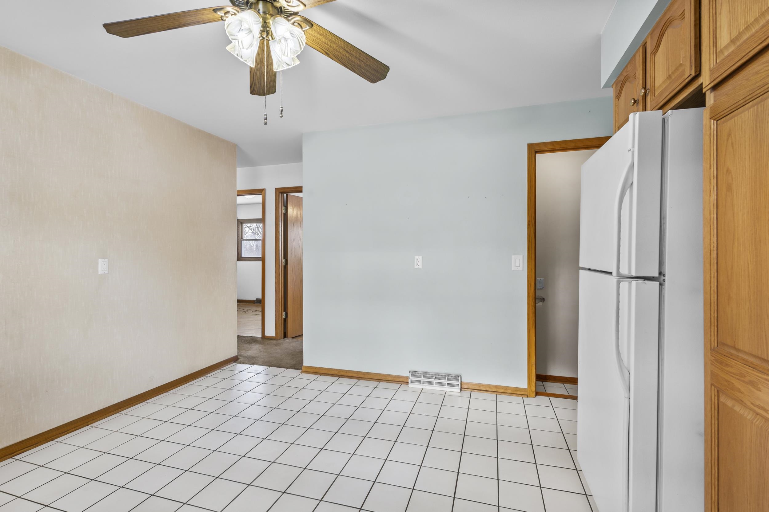 4610 Starker Avenue Madison, WI 53716 - Photo 13 of 50