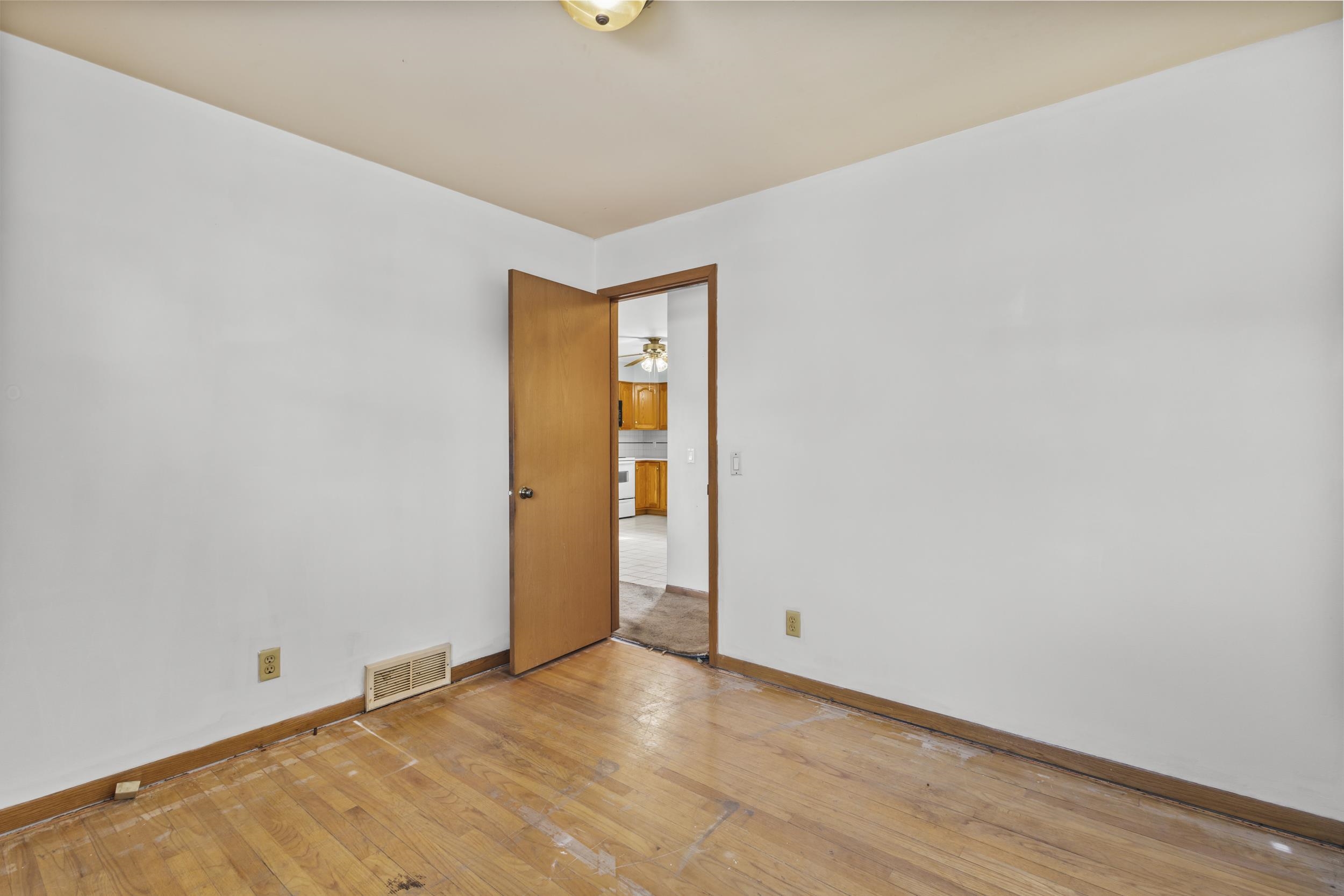 4610 Starker Avenue Madison, WI 53716 - Photo 17 of 50