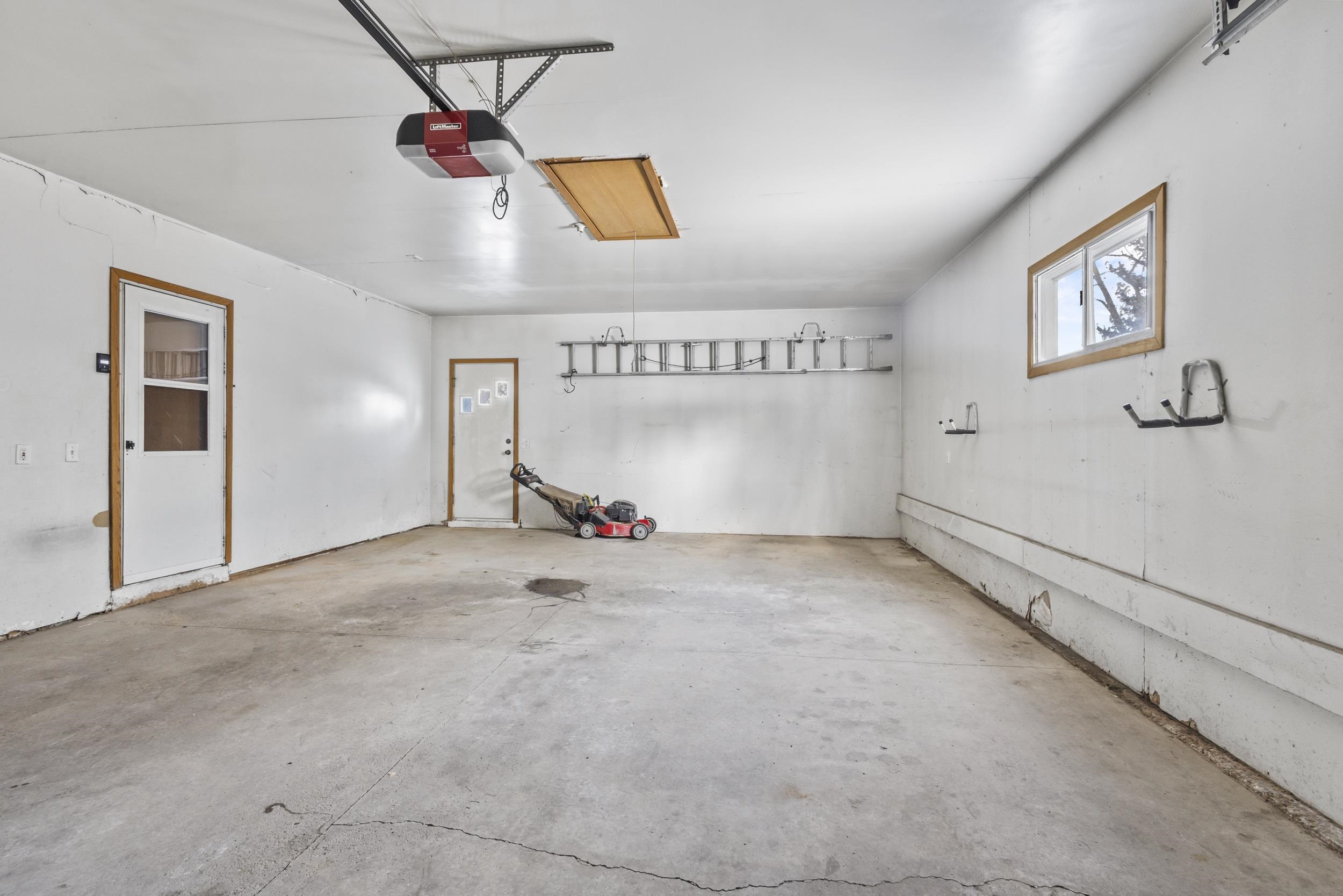 4610 Starker Avenue Madison, WI 53716 - Photo 24 of 50