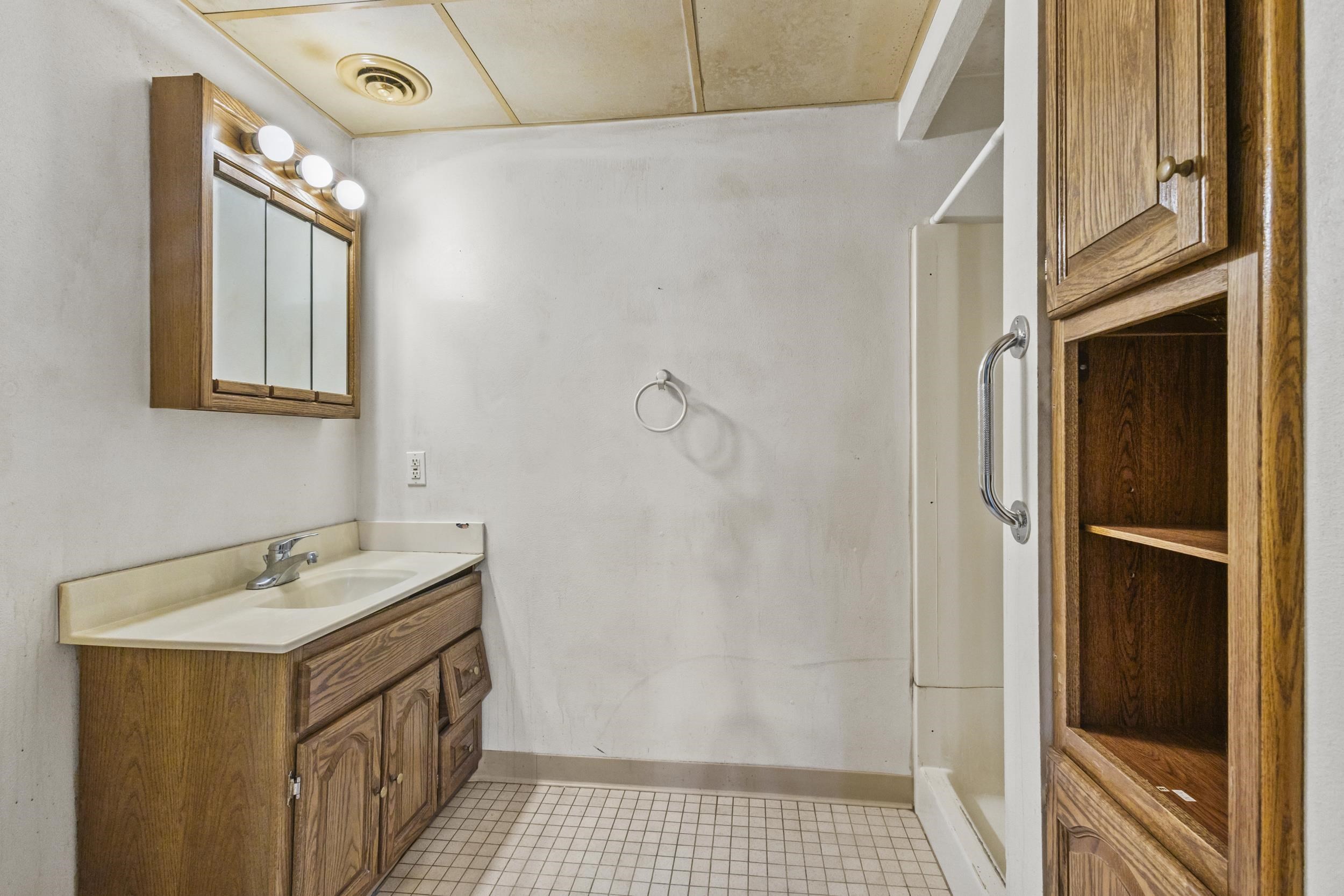 4610 Starker Avenue Madison, WI 53716 - Photo 33 of 50