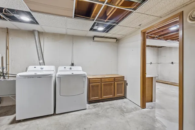 $349,900 | 4610 Starker Avenue, Madison, WI 53716