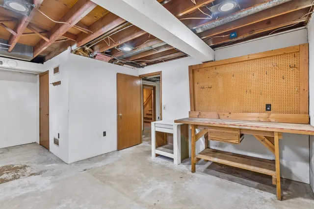 $349,900 | 4610 Starker Avenue, Madison, WI 53716