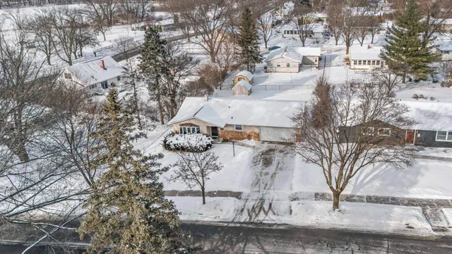 $349,900 | 4610 Starker Avenue, Madison, WI 53716