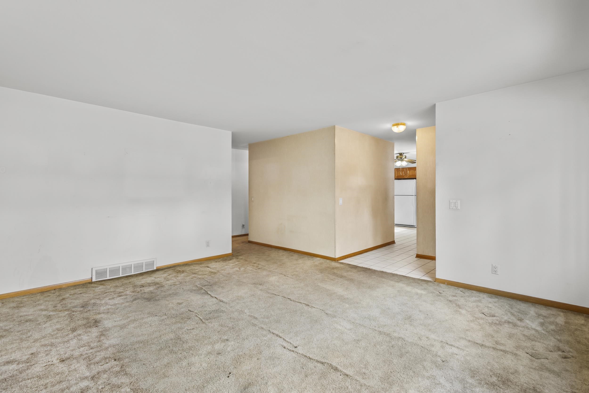 4610 Starker Avenue Madison, WI 53716 - Photo 7 of 50