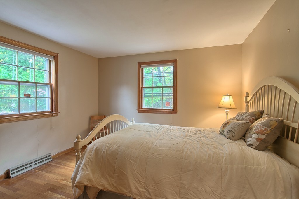 4 Violet Road Burlington, MA 01803 - Photo 16 of 30 Gallery Image 16