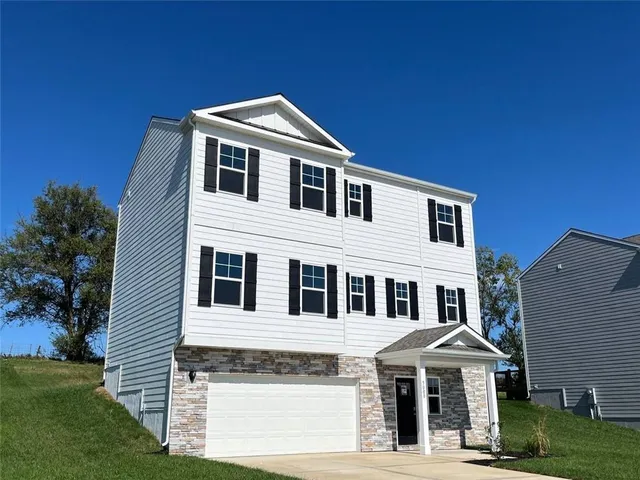 $369,990 | 5000 Northwest 141st Street, Platte City, MO 64079