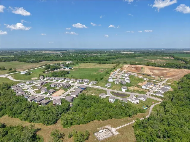 $374,990 | 5000 Northwest 141st Street, Platte City, MO 64079