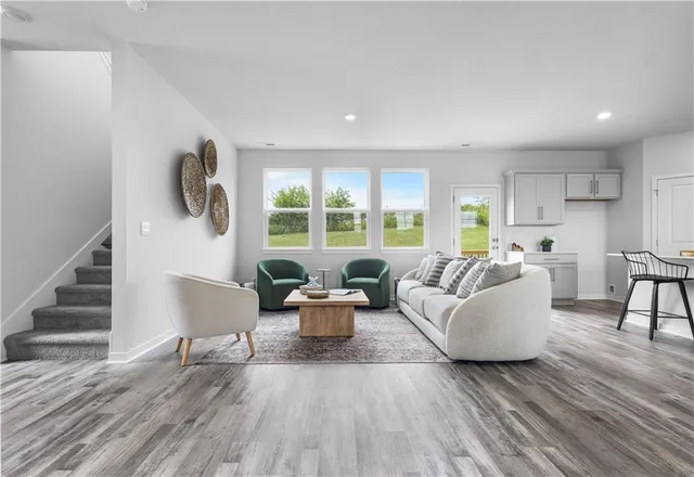 $374,990 | 5000 Northwest 141st Street, Platte City, MO 64079