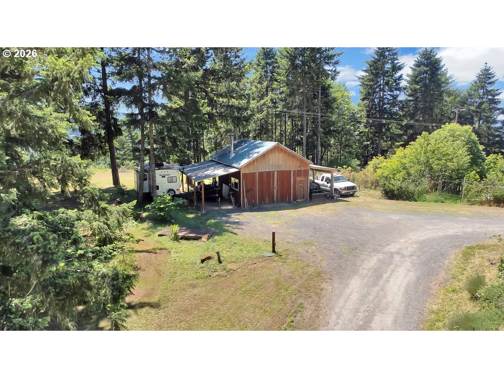 35235 Row River Road Cottage Grove, OR 97424 - Photo 5 of 28